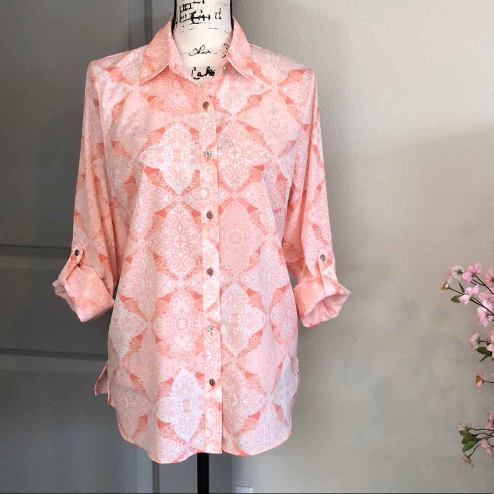 💕Beautiful Peach Jaclyn Smith Blouse💕